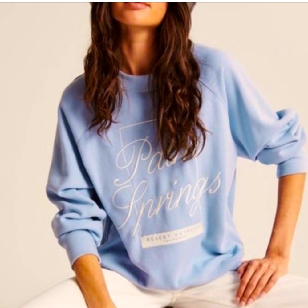 Abercrombie and Fitch women’s 
Boyfriend Crew California Graphic Sweatshirt